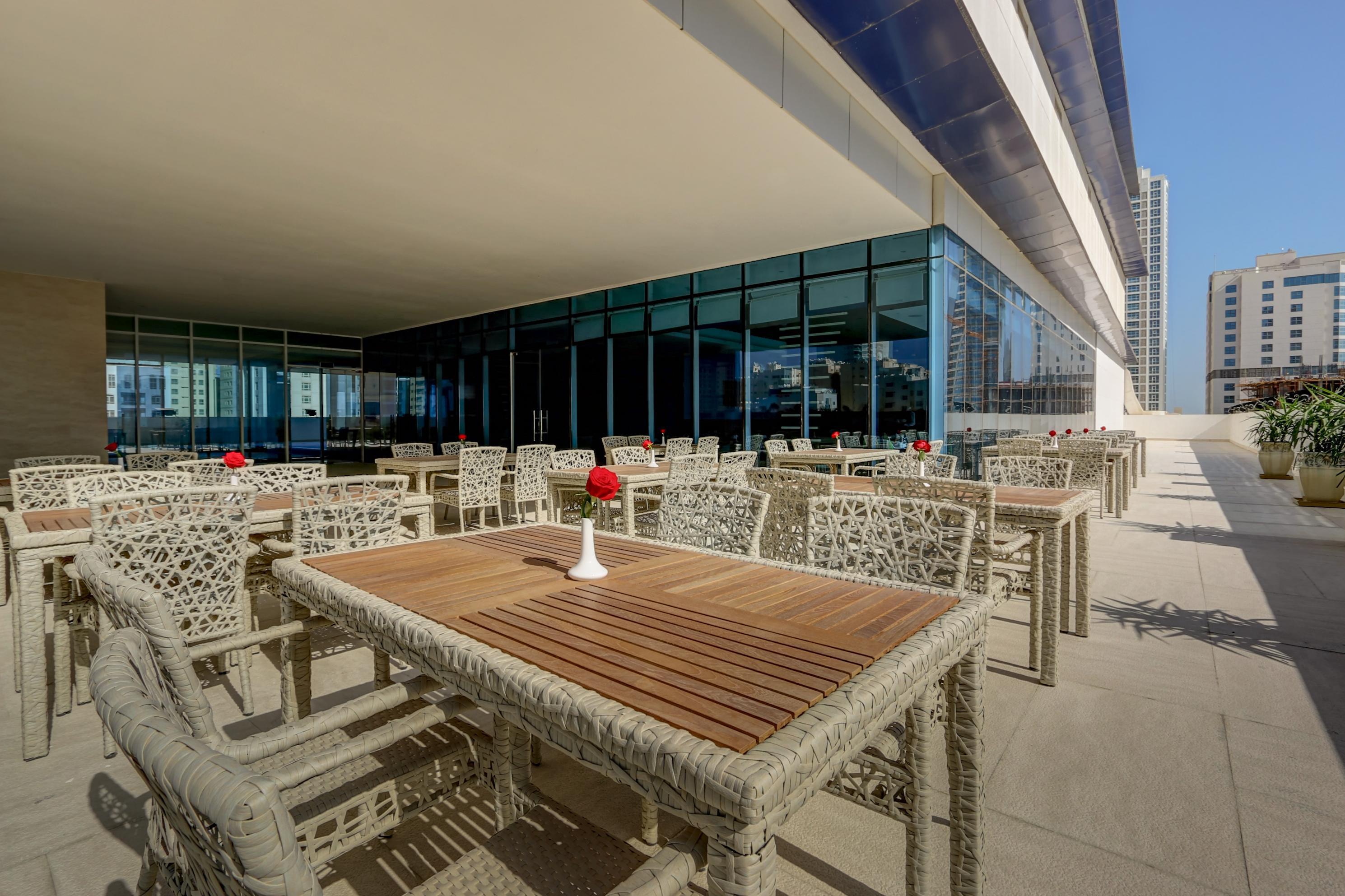 Premier Hotel Manama Exterior photo