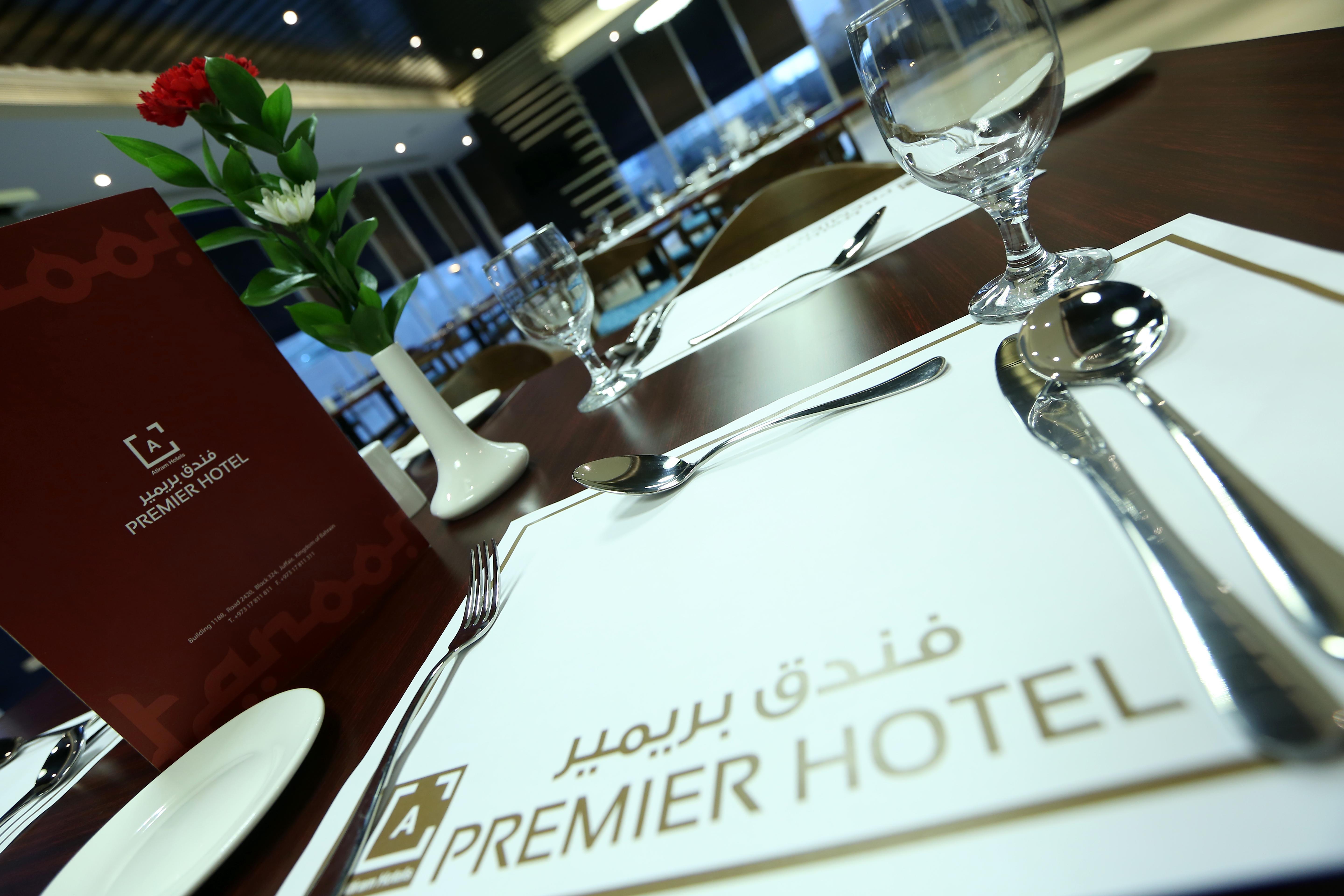 Premier Hotel Manama Exterior photo