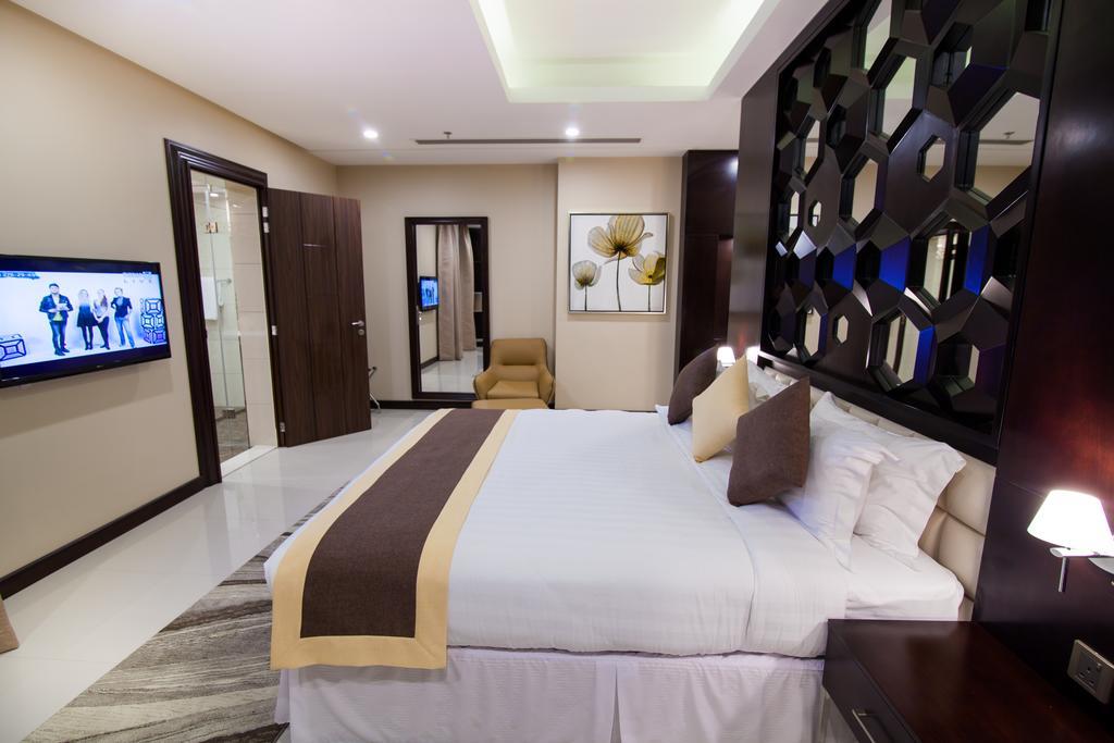 Premier Hotel Manama Exterior photo