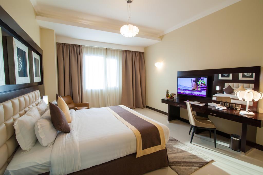 Premier Hotel Manama Exterior photo
